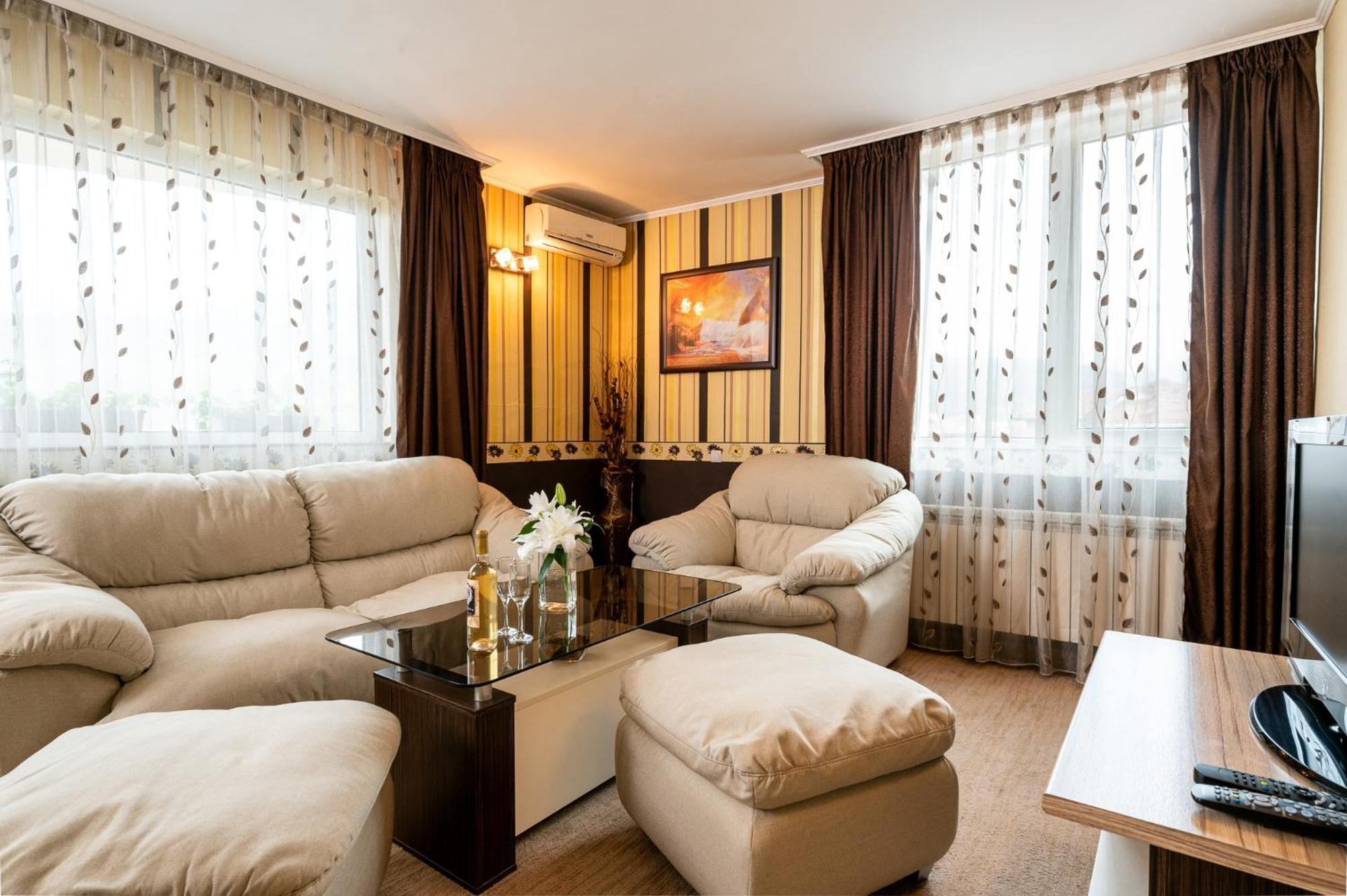 Spa Hotel Holiday Velingrad Exterior photo